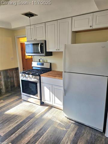 Builiding view four for 20624 Sunnyside, Saint Clair Shores, MI. 48080