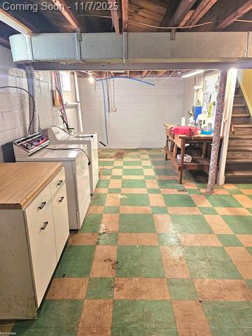 Builiding view twenty for 20624 Sunnyside, Saint Clair Shores, MI. 48080