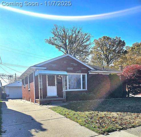 front view for 20624 Sunnyside, Saint Clair Shores, Mi. 48080