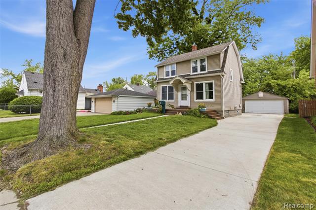 Builiding view one for 21934 Linwood, Eastpointe, MI. 48021