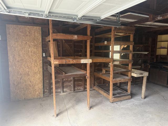 Builiding view eighteen for 21819 Shakespeare, Eastpointe, MI. 48021