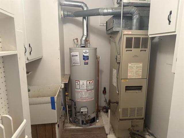 Builiding view fifteen for 21819 Shakespeare, Eastpointe, MI. 48021