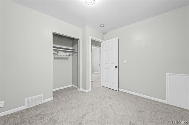 Builiding view eight for 22644 Hill, Warren, MI. 48091