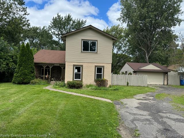 front view for 13725 Leonard, Warren, Mi. 48089