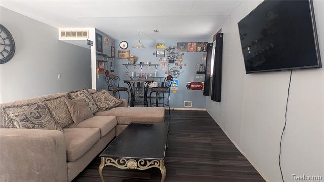 Builiding view eight for 2167 Woodruff, Warren, MI. 48091