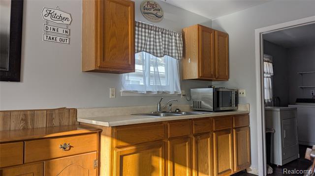 Builiding view five for 2167 Woodruff, Warren, MI. 48091