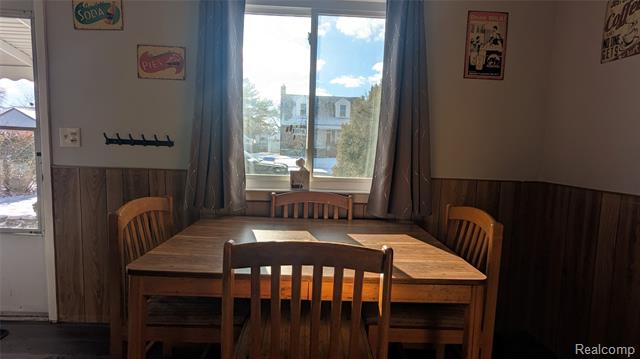 Builiding view six for 2167 Woodruff, Warren, MI. 48091