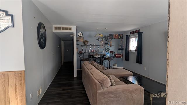 Builiding view ten for 2167 Woodruff, Warren, MI. 48091