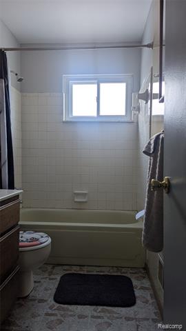 Builiding view thirteen for 2167 Woodruff, Warren, MI. 48091