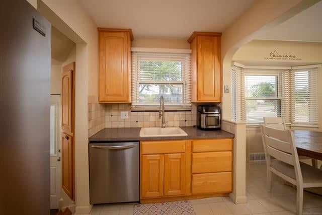 Builiding view six for 15214 Nehls, Eastpointe, MI. 48021