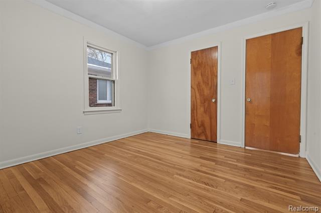 Builiding view fourteen for 22609 Edgewood, Saint Clair Shores, MI. 48080