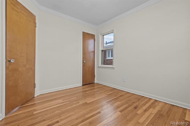 Builiding view twelve for 22609 Edgewood, Saint Clair Shores, MI. 48080