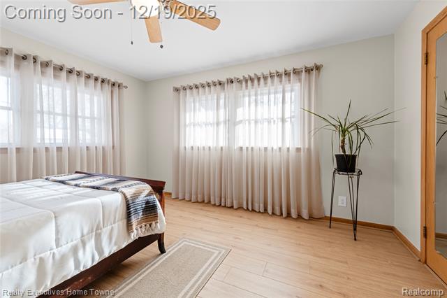 Builiding view eighteen for 18200 Oak, Eastpointe, MI. 48021