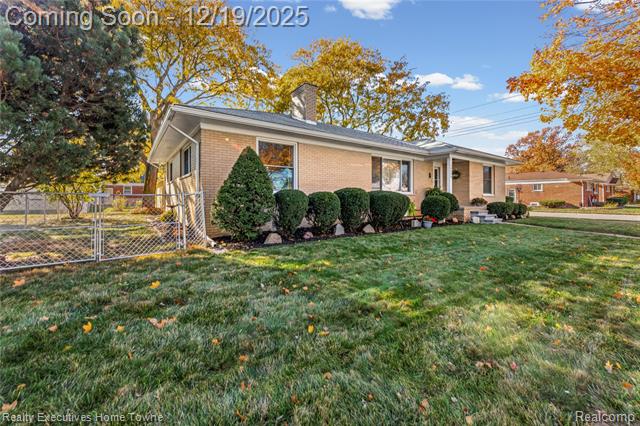 Builiding view four for 18200 Oak, Eastpointe, MI. 48021