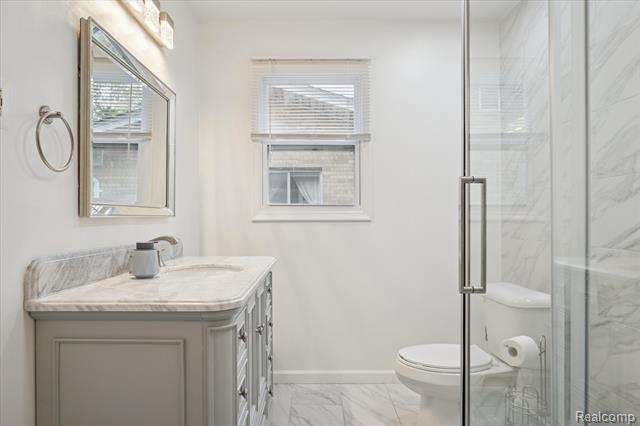 Builiding view seventeen for 19720 Maxine, Saint Clair Shores, MI. 48080