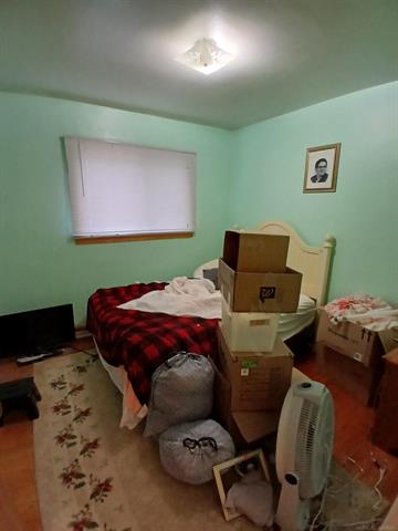 Builiding view five for 22584 Marine, Eastpointe, MI. 48021