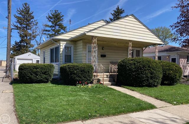 front view for 22540 Schroeder, Eastpointe, Mi. 48021