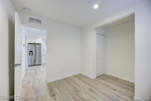 Builiding view twenty five for 23826 Kate, Warren, MI. 48091