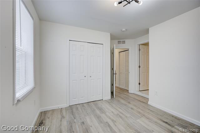 Builiding view twenty one for 23826 Kate, Warren, MI. 48091