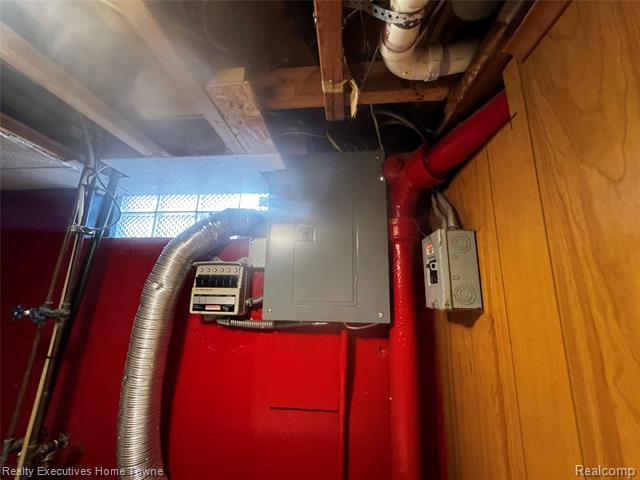 Builiding view nineteen for 23204 Blackett, Warren, MI. 48089