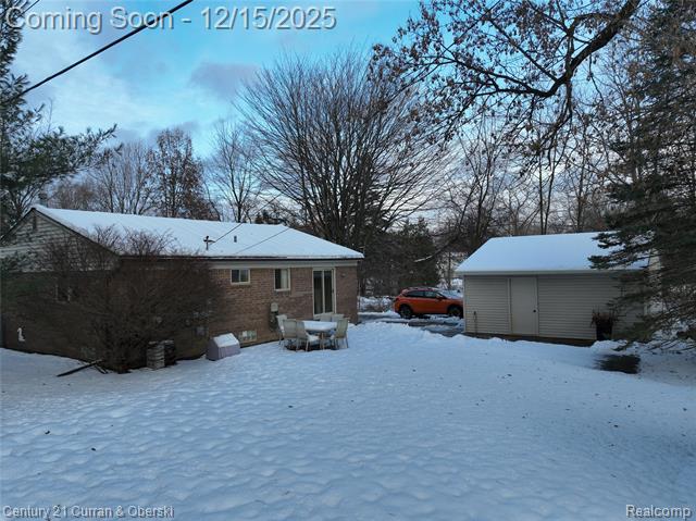 Builiding view forty four for 34455 Rhonswood, Farmington, MI. 48335