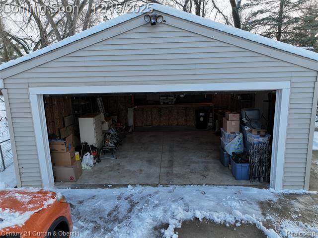 Builiding view forty nine for 34455 Rhonswood, Farmington, MI. 48335