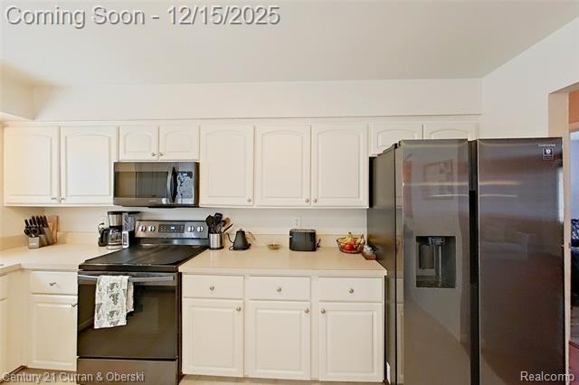 Builiding view nine for 34455 Rhonswood, Farmington, MI. 48335