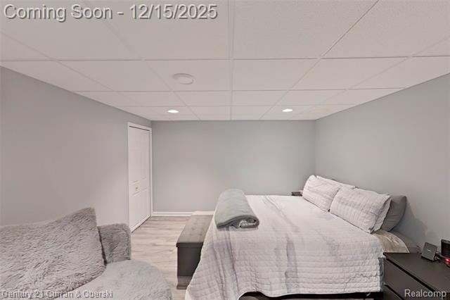 Builiding view thirty four for 34455 Rhonswood, Farmington, MI. 48335