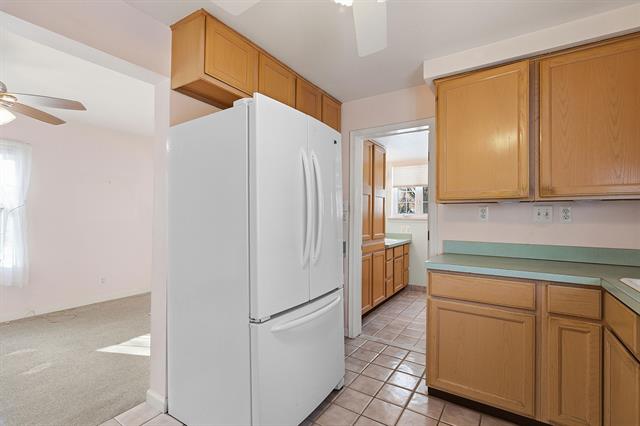 Builiding view eight for 23013 Melrose, Eastpointe, MI. 48021