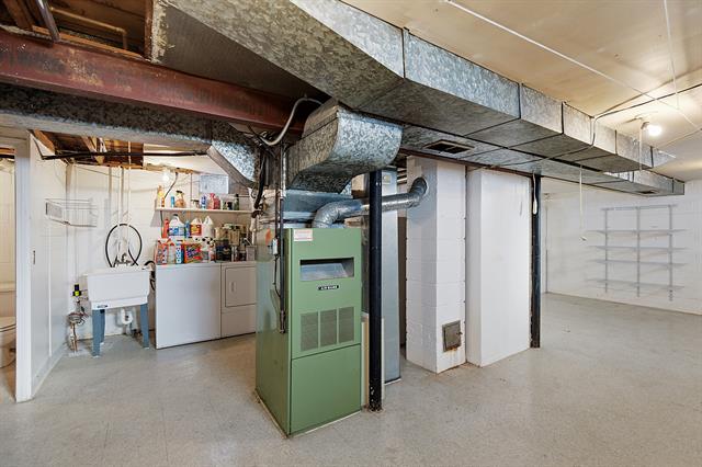 Builiding view nineteen for 23013 Melrose, Eastpointe, MI. 48021