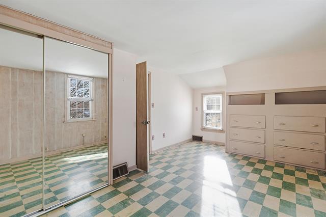 Builiding view thirteen for 23013 Melrose, Eastpointe, MI. 48021