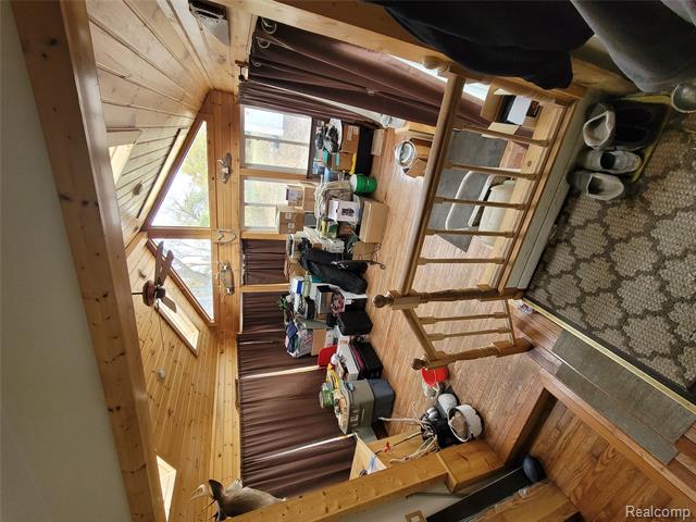 Builiding view thirteen for 22936 Oakwood, Eastpointe, MI. 48021