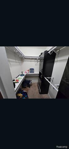 Builiding view twenty for 22936 Oakwood, Eastpointe, MI. 48021