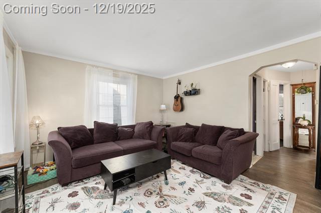 Builiding view three for 23728 Normandy, Eastpointe, MI. 48021