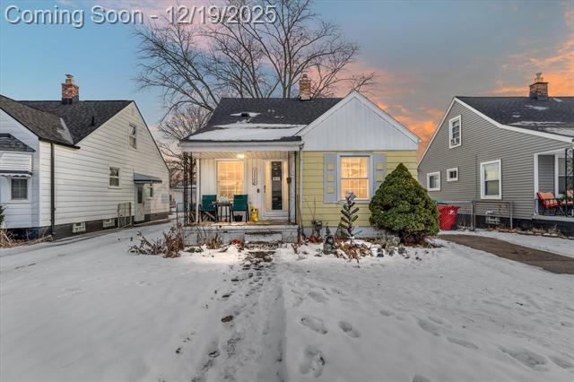 Builiding view twenty two for 23728 Normandy, Eastpointe, MI. 48021