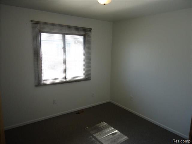 Builiding view eight for 23827 Willard, Warren, MI. 48089