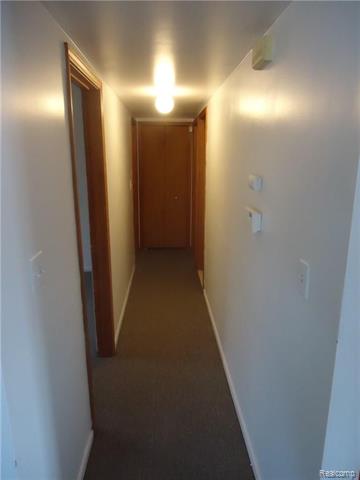 Builiding view fifteen for 23827 Willard, Warren, MI. 48089