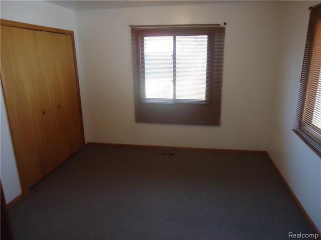 Builiding view seven for 23827 Willard, Warren, MI. 48089