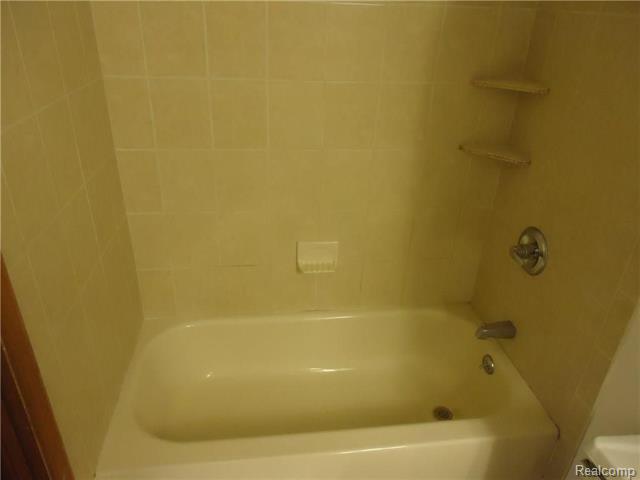 Builiding view ten for 23827 Willard, Warren, MI. 48089