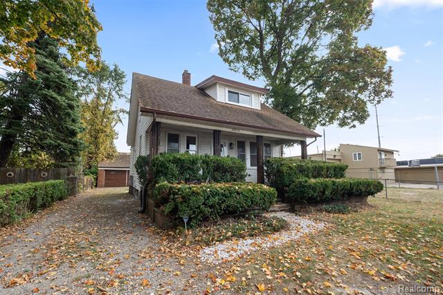 Builiding view eighteen for 20910 Collingham, Farmington, MI. 48336
