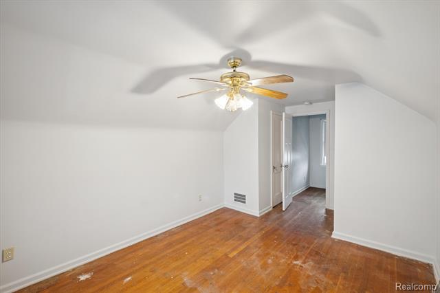 Builiding view twelve for 8157 Stephens, Center Line, MI. 48015