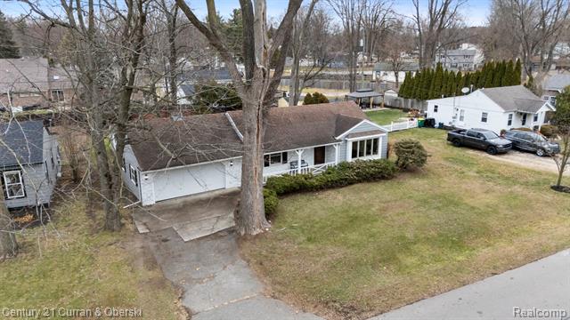 Builiding view five for 33776 Rhonswood, Farmington, MI. 48335