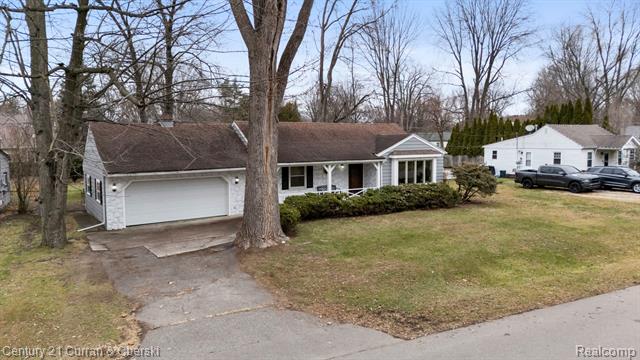 Builiding view one for 33776 Rhonswood, Farmington, MI. 48335