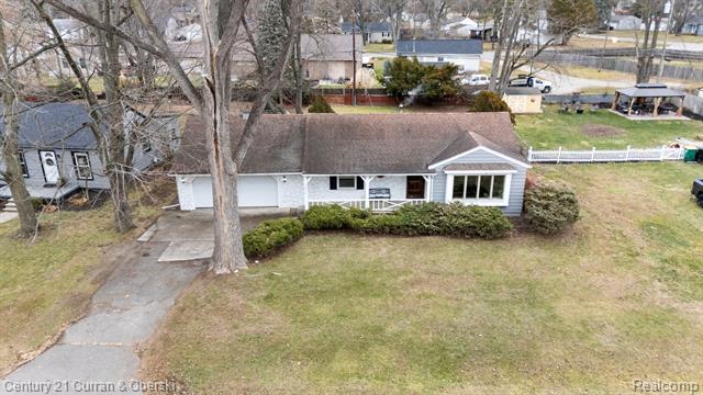 Builiding view six for 33776 Rhonswood, Farmington, MI. 48335