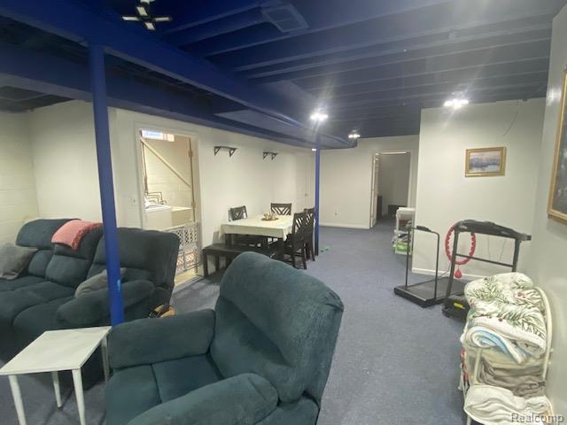 Builiding view sixteen for 16841 Stephens, Eastpointe, MI. 48021