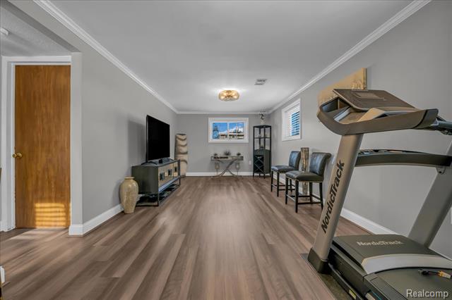 Builiding view fifteen for 33027 Meadowlark, Farmington, MI. 48336