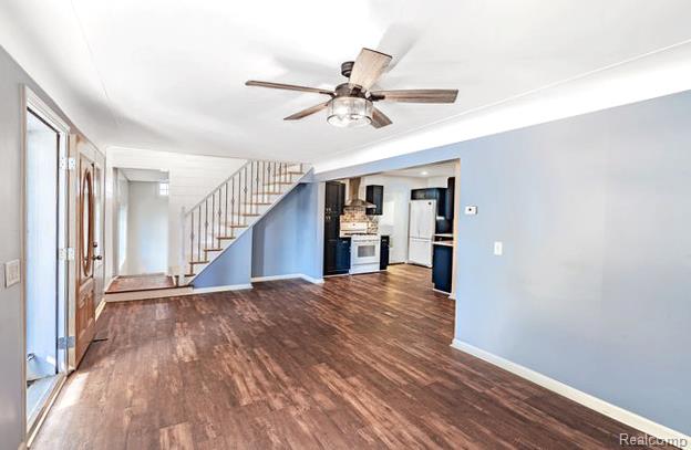 Builiding view four for 22105 Ridgeway, Saint Clair Shores, MI. 48080