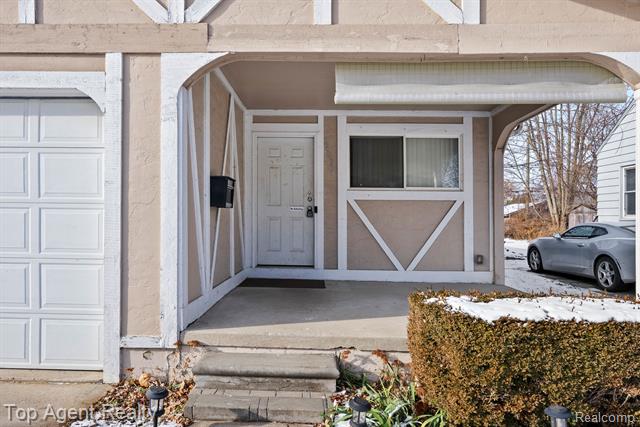 Builiding view four for 24297 Dale, Eastpointe, MI. 48021