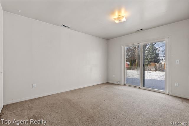 Builiding view seventeen for 24297 Dale, Eastpointe, MI. 48021