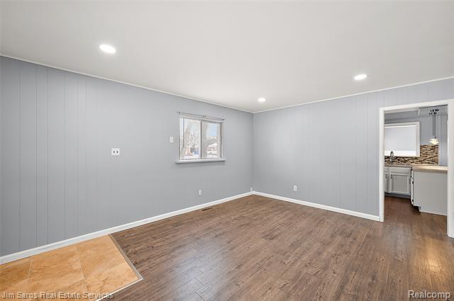 Builiding view four for 11216 Unity, Warren, MI. 48089